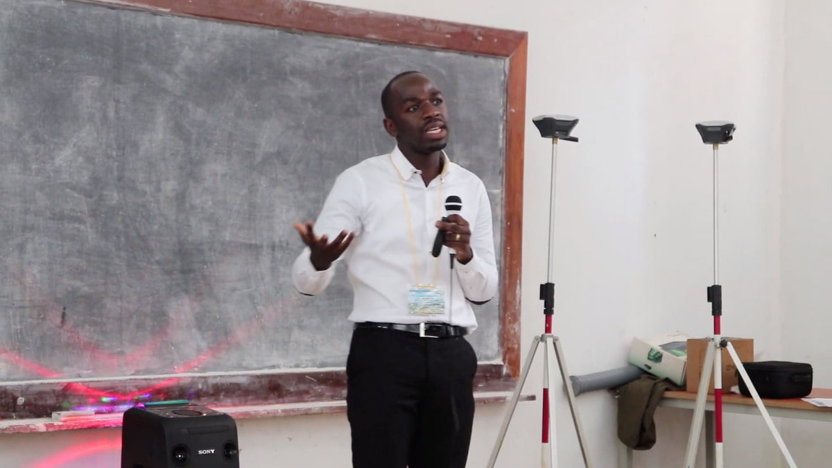 Daniel Muhindo, Research student