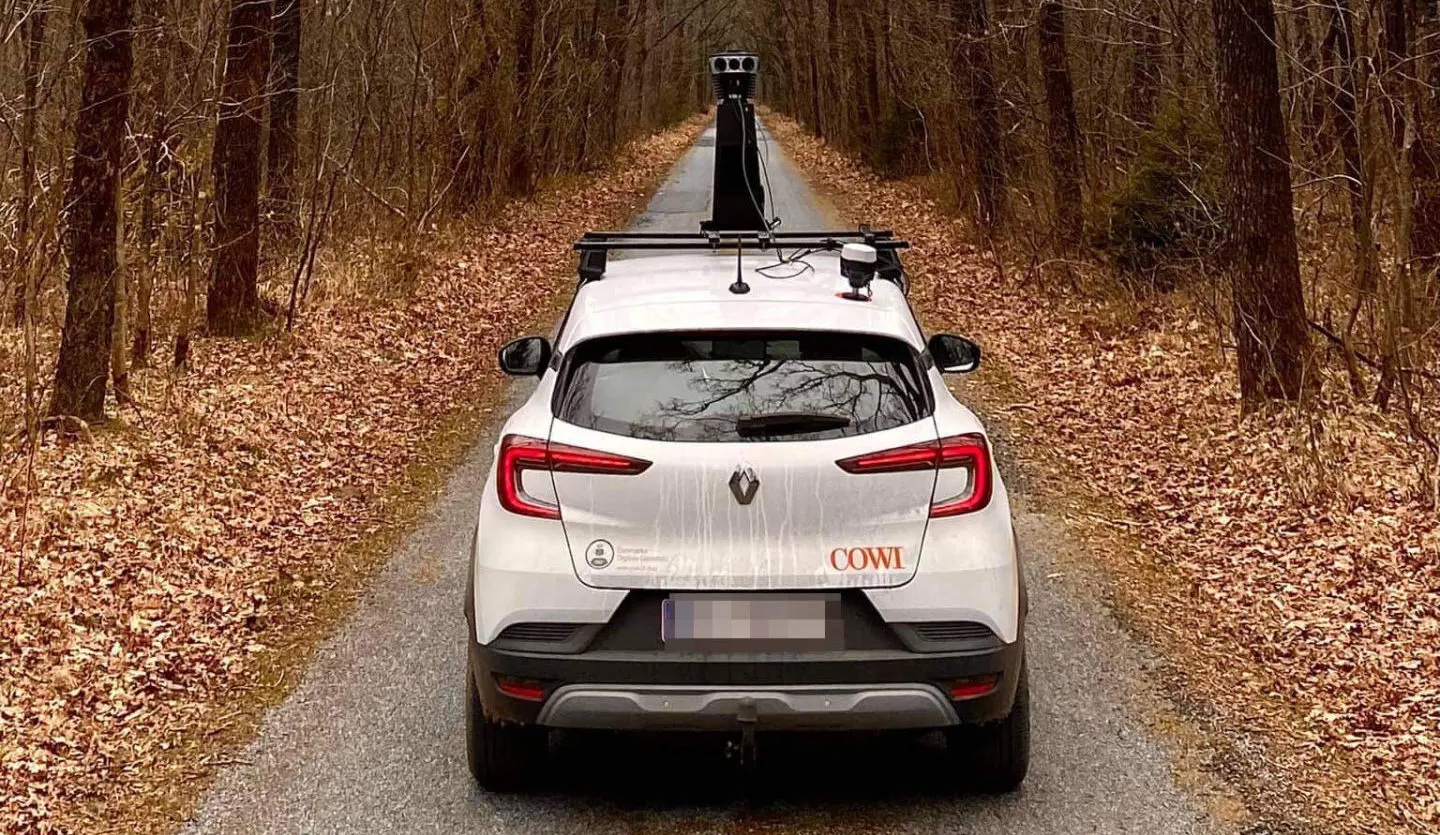 Reach RS2+ and Mosaic 51 on a car
