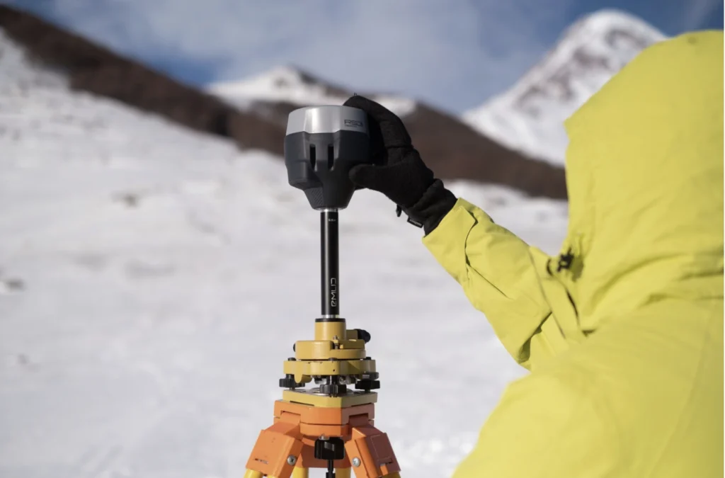 Reach RS3 GNSS base station