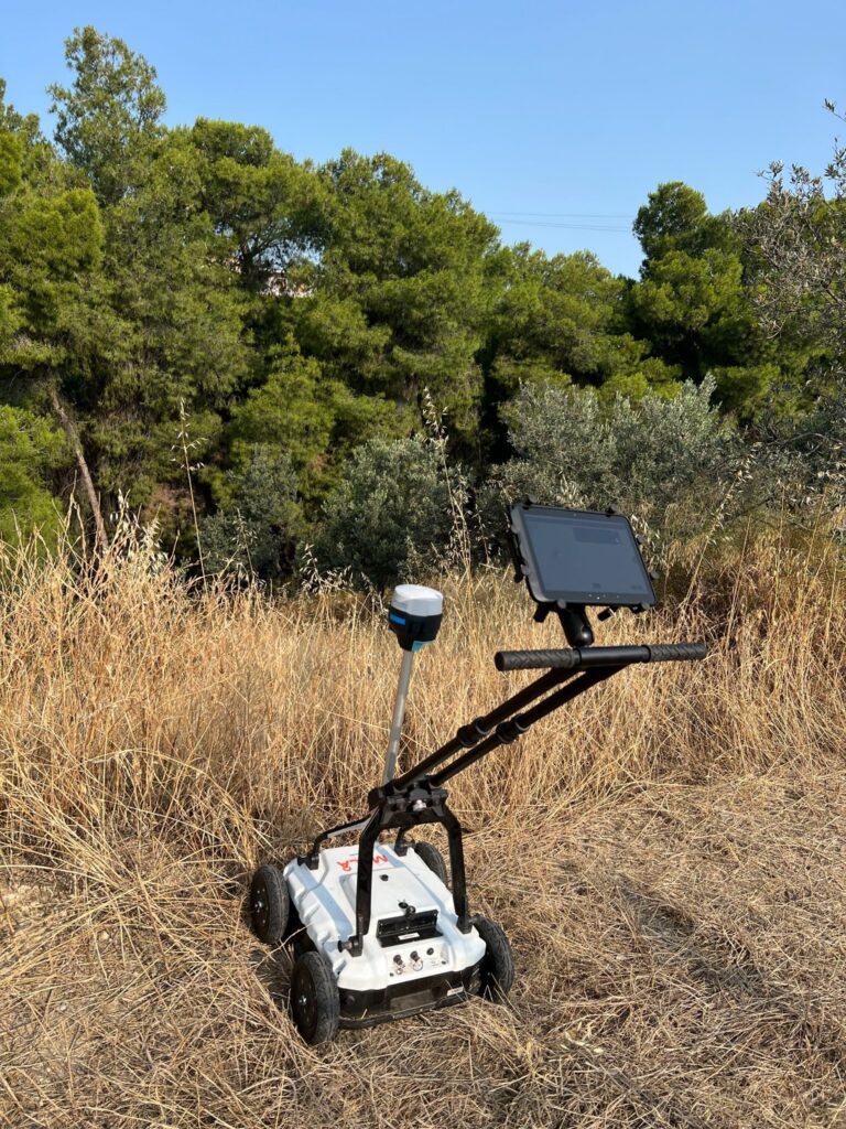Emlid’s GNSS receiver proved to be an effective positioning solution for high-resolution archaeological geophysics.